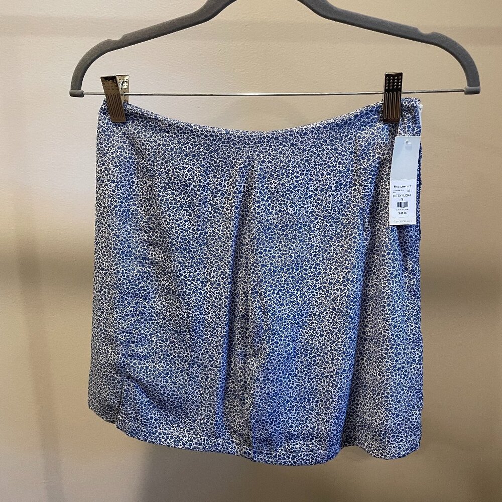 DitsyFlora Francesca's Blue Patterned Floral Mini Skirt with Slit
